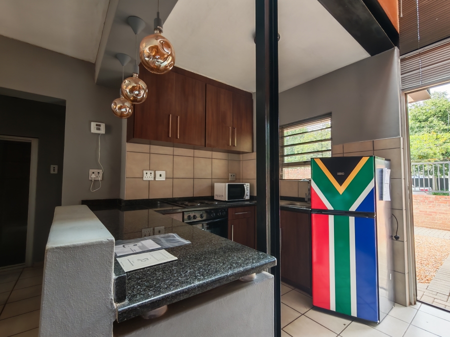 To Let 1 Bedroom Property for Rent in Die Bult North West